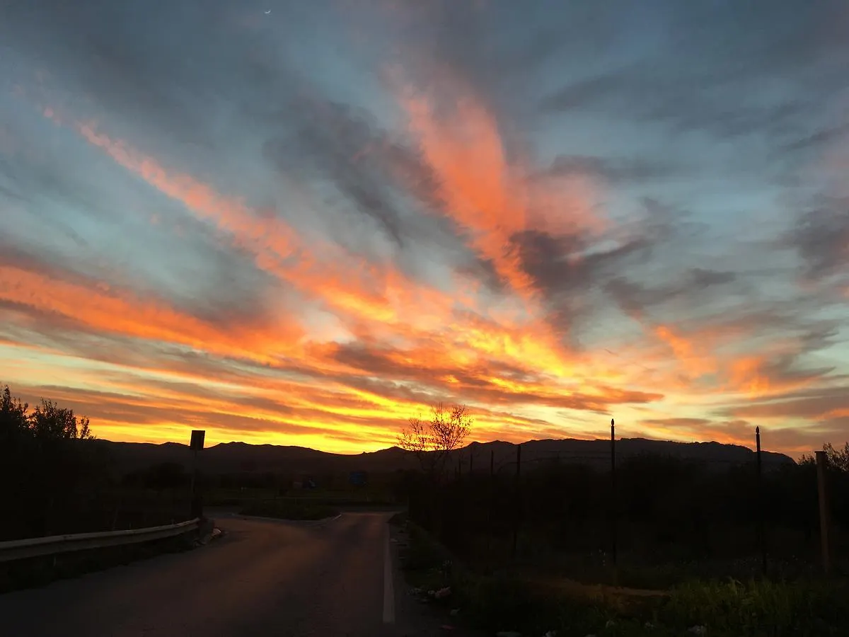 Farm stay Agriturismo Biologico Corte Aragonese Santa Maria di Licodia Italy